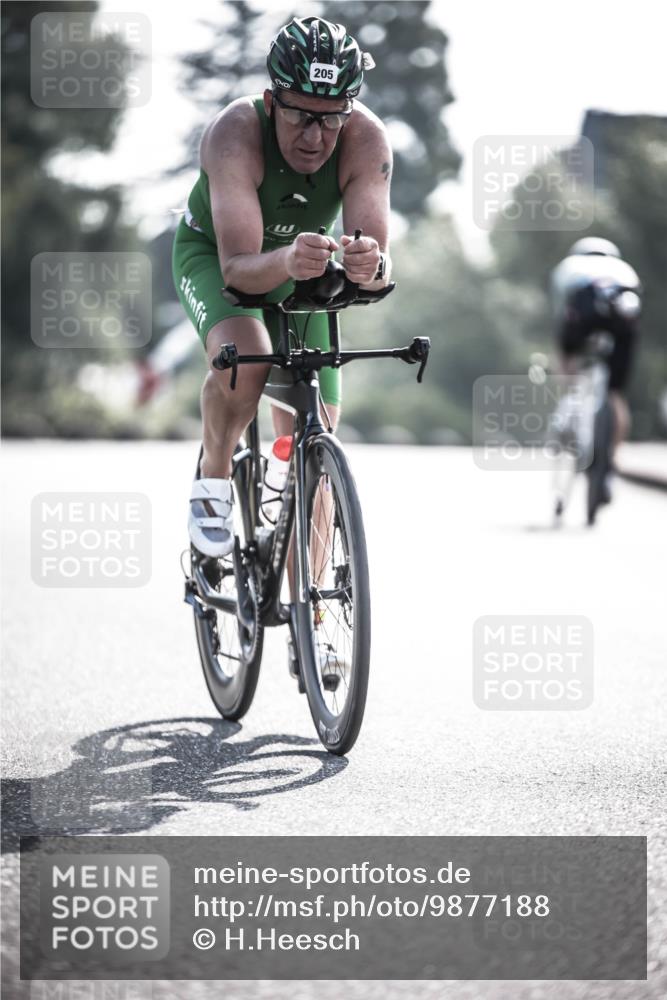 21.06.2026 - 29. Vierlanden-Triathlon H.Heesch http://msf.ph/oto/9877188 21.06.2026 09:02:24 Radfahren 205 meine-sportfotos.de