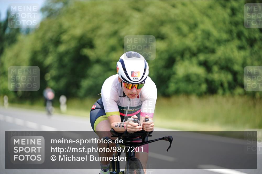 21.06.2026 - Viking Triathlon Michael Burmester http://msf.ph/oto/9877201 21.06.2026 12:59:48 Radfahren 185, 337, 351, 378 meine-sportfotos.de