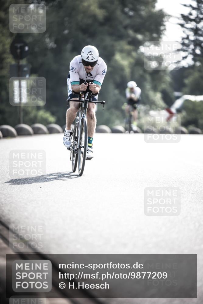 21.06.2026 - 29. Vierlanden-Triathlon H.Heesch http://msf.ph/oto/9877209 21.06.2026 09:02:41 Radfahren 122, 195 meine-sportfotos.de
