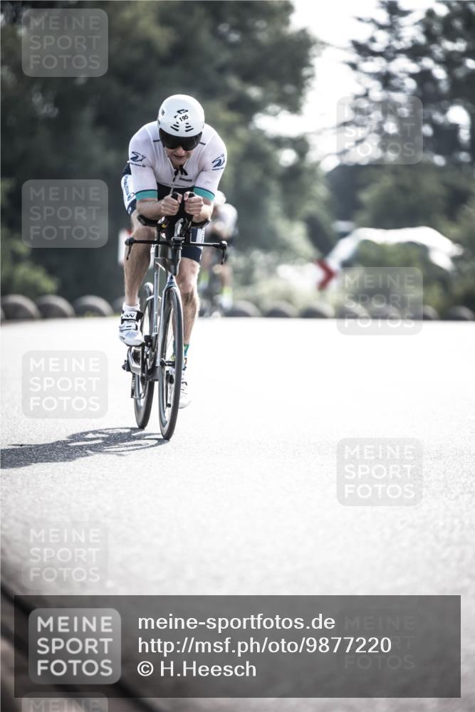 21.06.2026 - 29. Vierlanden-Triathlon H.Heesch http://msf.ph/oto/9877220 21.06.2026 09:02:41 Radfahren 122, 195 meine-sportfotos.de