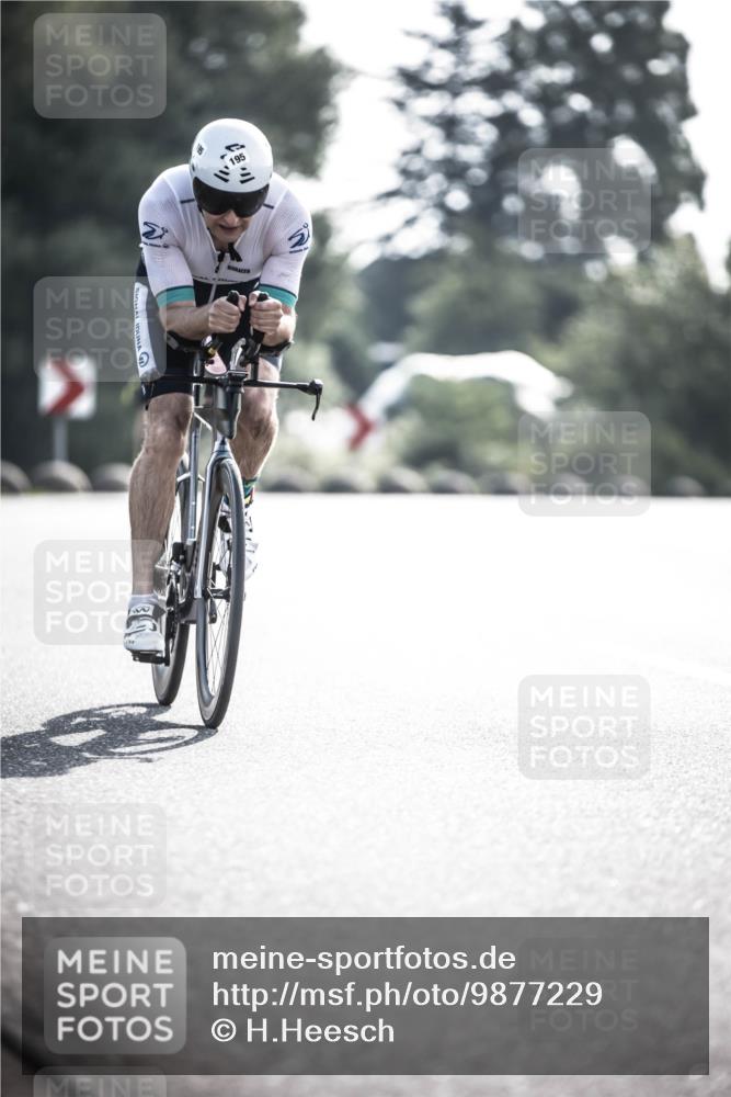 21.06.2026 - 29. Vierlanden-Triathlon H.Heesch http://msf.ph/oto/9877229 21.06.2026 09:02:41 Radfahren 122, 195 meine-sportfotos.de
