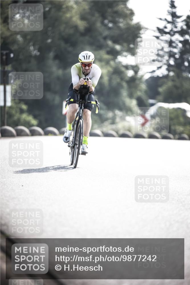 21.06.2026 - 29. Vierlanden-Triathlon H.Heesch http://msf.ph/oto/9877242 21.06.2026 09:02:44 Radfahren 122, 195 meine-sportfotos.de