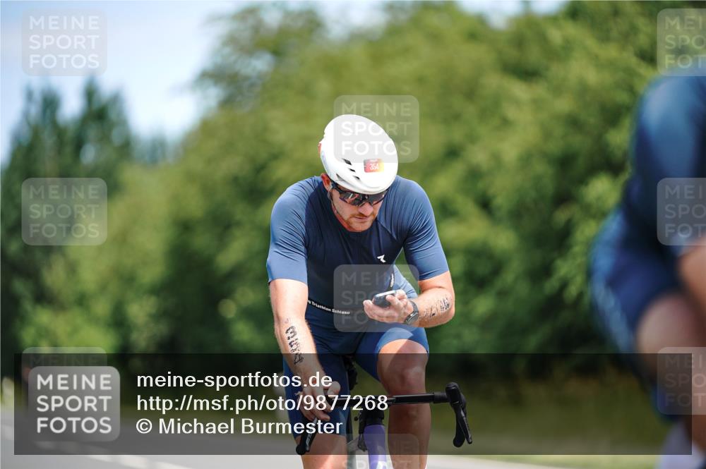 21.06.2026 - Viking Triathlon Michael Burmester http://msf.ph/oto/9877268 21.06.2026 13:00:25 Radfahren 363, 458, 539 meine-sportfotos.de