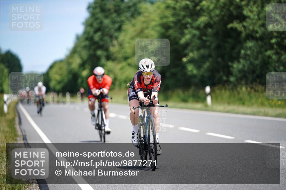 21.06.2026 - Viking Triathlon Michael Burmester http://msf.ph/oto/9877271 21.06.2026 13:00:30 Radfahren 363, 458, 539 meine-sportfotos.de