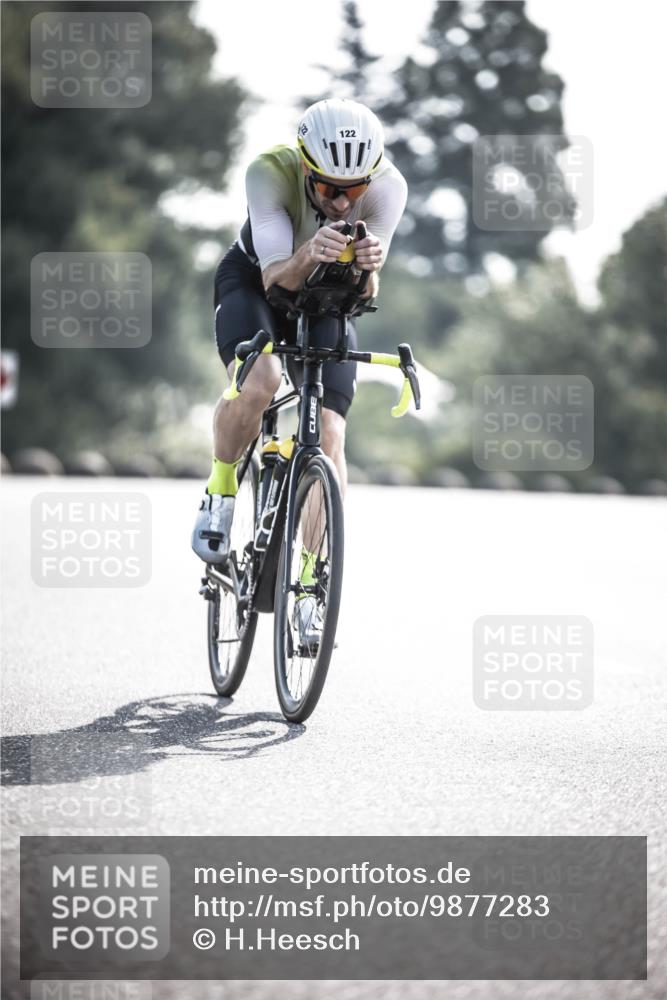 21.06.2026 - 29. Vierlanden-Triathlon H.Heesch http://msf.ph/oto/9877283 21.06.2026 09:02:45 Radfahren 122, 195 meine-sportfotos.de