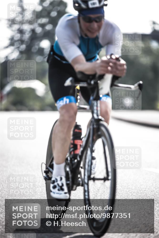 21.06.2026 - 29. Vierlanden-Triathlon H.Heesch http://msf.ph/oto/9877351 21.06.2026 09:03:01 Radfahren 181 meine-sportfotos.de