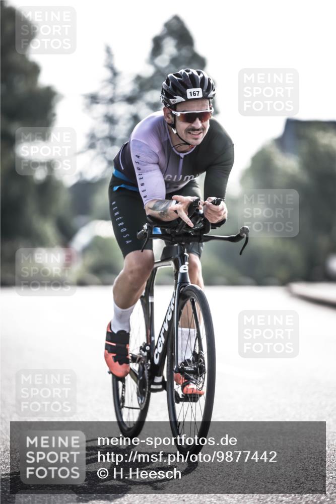 21.06.2026 - 29. Vierlanden-Triathlon H.Heesch http://msf.ph/oto/9877442 21.06.2026 09:03:12 Radfahren 167, 171 meine-sportfotos.de