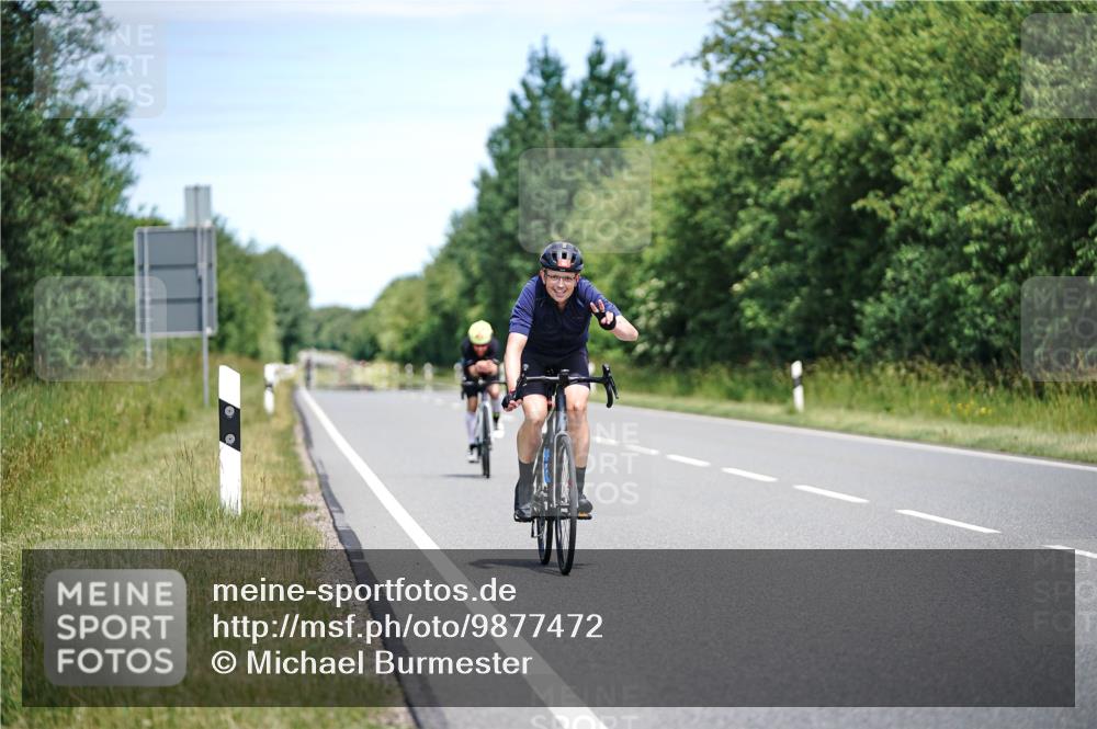 21.06.2026 - Viking Triathlon Michael Burmester http://msf.ph/oto/9877472 21.06.2026 13:01:04 Radfahren 138, 283, 416, 511, 515, 521, 542, 664 meine-sportfotos.de