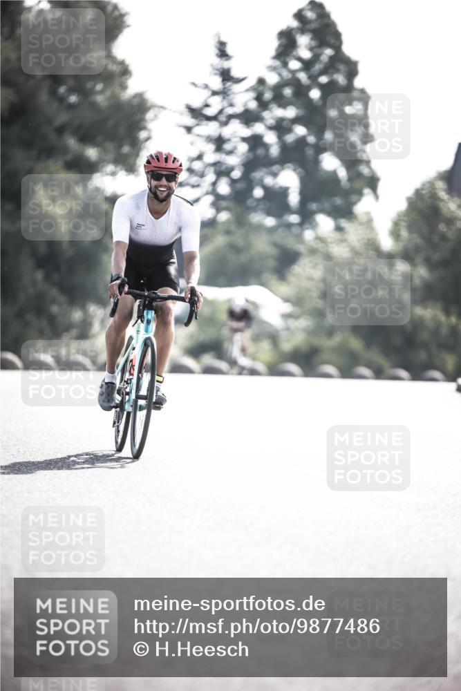 21.06.2026 - 29. Vierlanden-Triathlon H.Heesch http://msf.ph/oto/9877486 21.06.2026 09:03:37 Radfahren 33, 126 meine-sportfotos.de