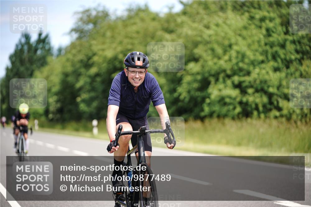 21.06.2026 - Viking Triathlon Michael Burmester http://msf.ph/oto/9877489 21.06.2026 13:01:05 Radfahren 138, 283, 416, 511, 515, 521, 542, 664 meine-sportfotos.de