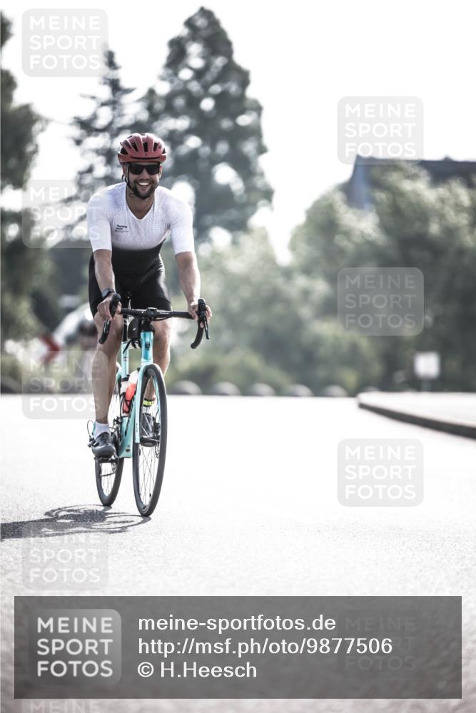 21.06.2026 - 29. Vierlanden-Triathlon H.Heesch http://msf.ph/oto/9877506 21.06.2026 09:03:37 Radfahren 33, 126 meine-sportfotos.de