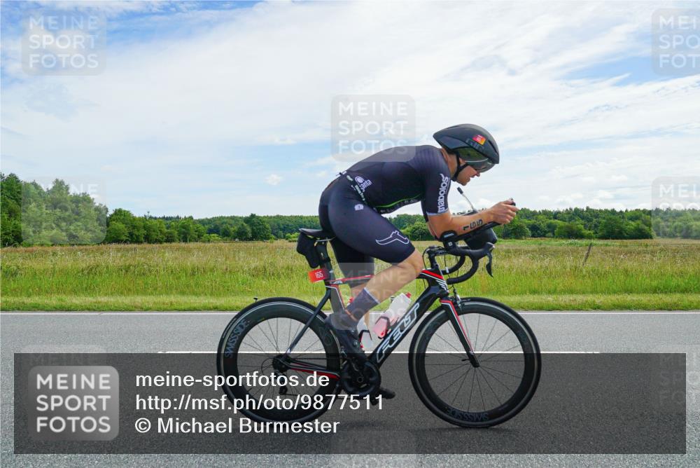 21.06.2026 - Viking Triathlon Michael Burmester http://msf.ph/oto/9877511 21.06.2026 12:05:44 Radfahren 16, 56, 58, 94, 136, 165, 198, 256, 282, 289, 304, 382, 456, 546, 634, 670 meine-sportfotos.de