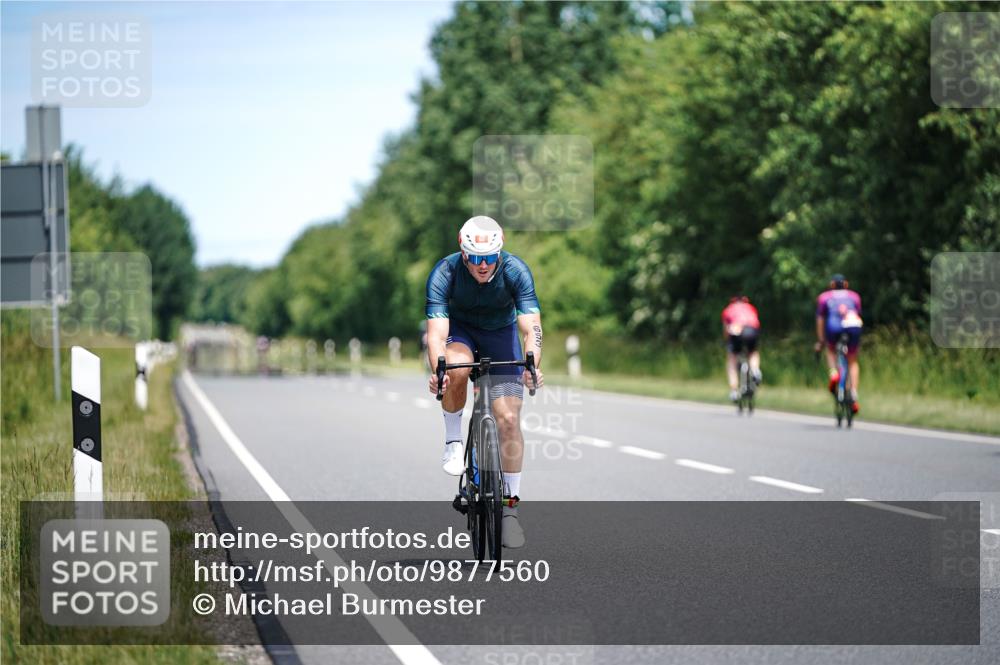 21.06.2026 - Viking Triathlon Michael Burmester http://msf.ph/oto/9877560 21.06.2026 13:01:43 Radfahren 174, 307, 512, 653 meine-sportfotos.de