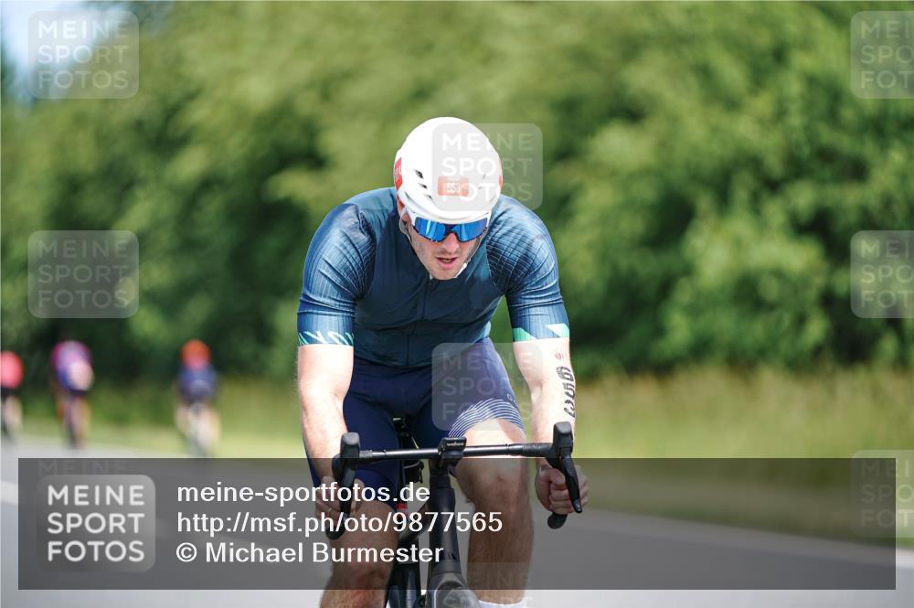 21.06.2026 - Viking Triathlon Michael Burmester http://msf.ph/oto/9877565 21.06.2026 13:01:45 Radfahren 174, 307, 512, 653 meine-sportfotos.de