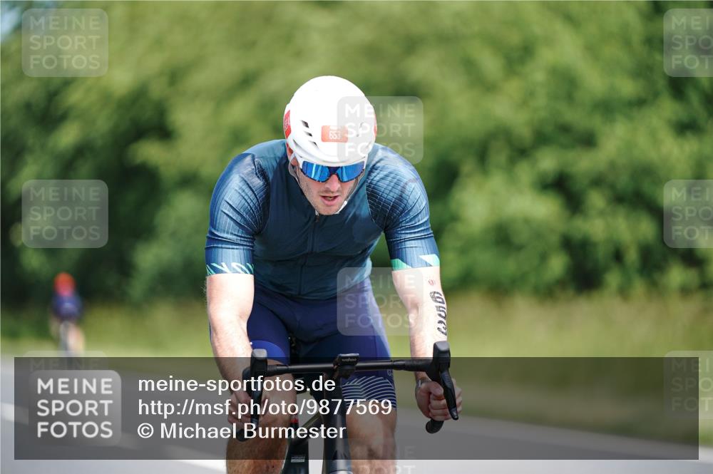 21.06.2026 - Viking Triathlon Michael Burmester http://msf.ph/oto/9877569 21.06.2026 13:01:45 Radfahren 174, 307, 512, 653 meine-sportfotos.de