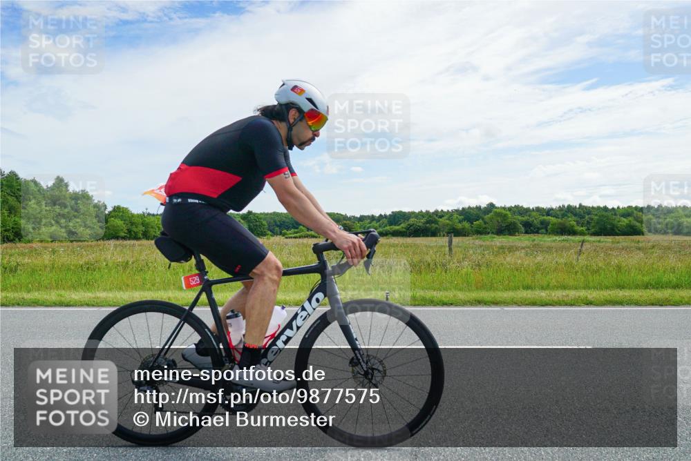 21.06.2026 - Viking Triathlon Michael Burmester http://msf.ph/oto/9877575 21.06.2026 12:06:41 Radfahren 55, 365, 495, 529, 541, 556 meine-sportfotos.de