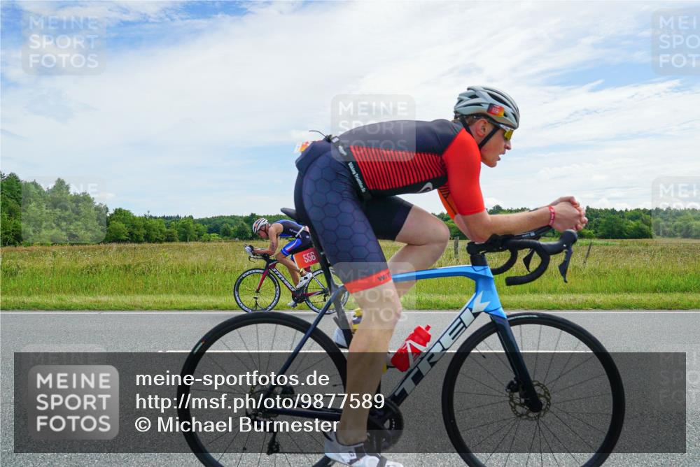 21.06.2026 - Viking Triathlon Michael Burmester http://msf.ph/oto/9877589 21.06.2026 12:06:46 Radfahren 55, 365, 495, 529, 541, 556 meine-sportfotos.de