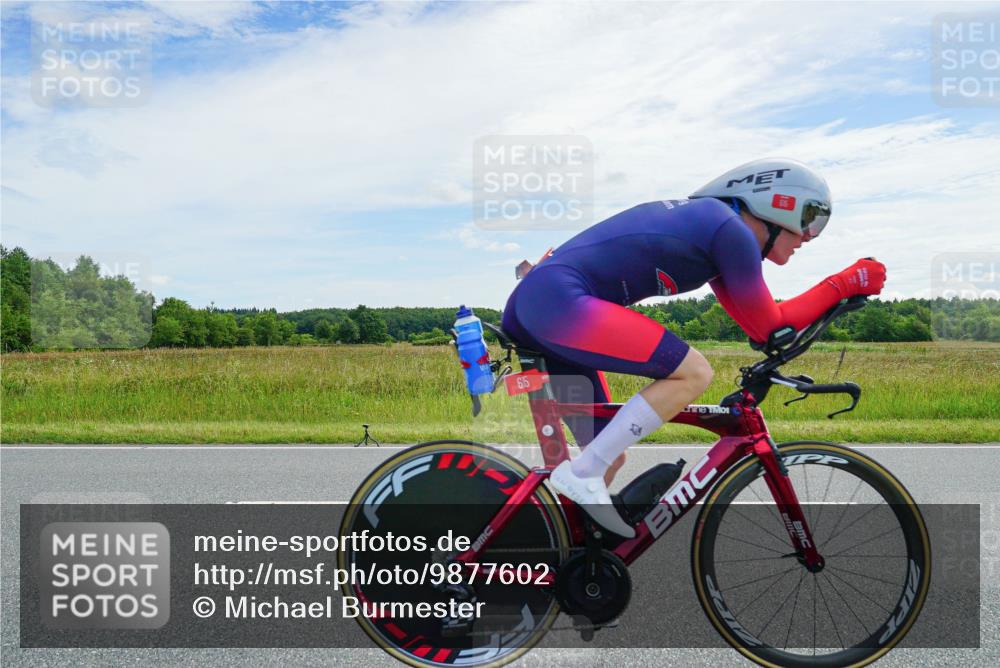 21.06.2026 - Viking Triathlon Michael Burmester http://msf.ph/oto/9877602 21.06.2026 12:07:15 Radfahren 44, 60, 166, 212, 267, 316, 348, 387, 419, 562, 608, 615 meine-sportfotos.de
