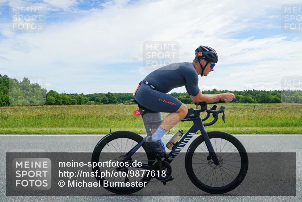 21.06.2026 - Viking Triathlon Michael Burmester http://msf.ph/oto/9877618 21.06.2026 12:07:19 Radfahren 44, 60, 118, 166, 212, 245, 267, 316, 348, 387, 419, 562, 608, 615 meine-sportfotos.de