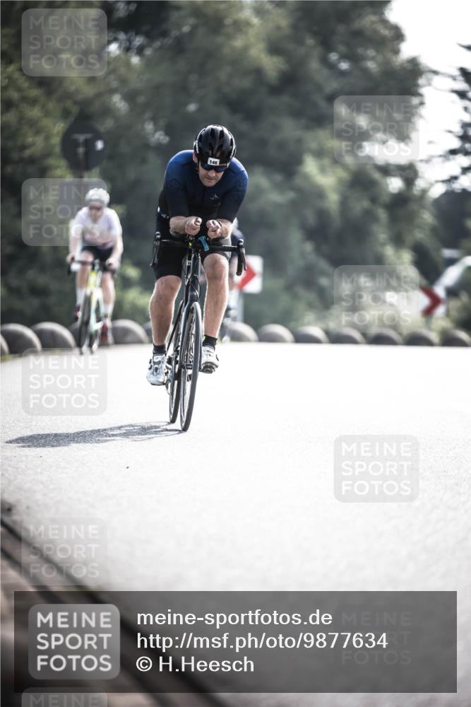 21.06.2026 - 29. Vierlanden-Triathlon H.Heesch http://msf.ph/oto/9877634 21.06.2026 09:04:42 Radfahren 50, 81, 98, 146 meine-sportfotos.de