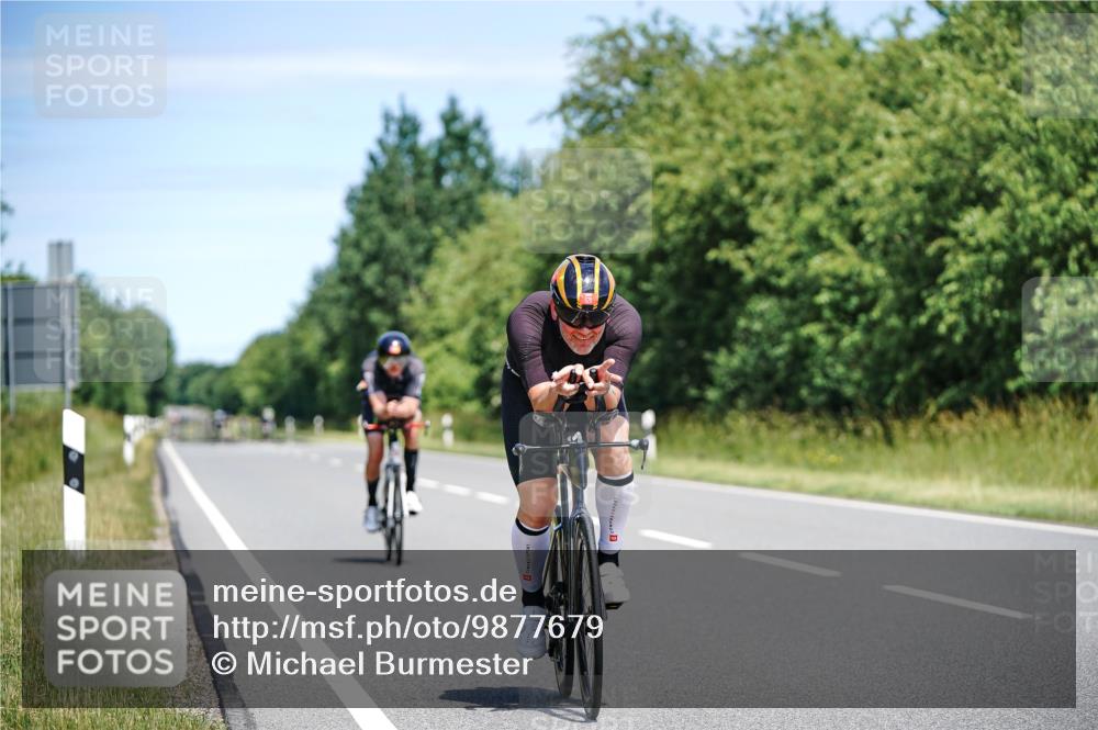 21.06.2026 - Viking Triathlon Michael Burmester http://msf.ph/oto/9877679 21.06.2026 13:03:03 Radfahren 333, 395, 417, 448, 628 meine-sportfotos.de