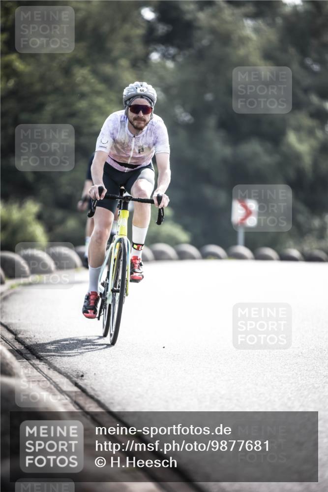 21.06.2026 - 29. Vierlanden-Triathlon H.Heesch http://msf.ph/oto/9877681 21.06.2026 09:04:45 Radfahren 50, 70, 81, 98, 146 meine-sportfotos.de