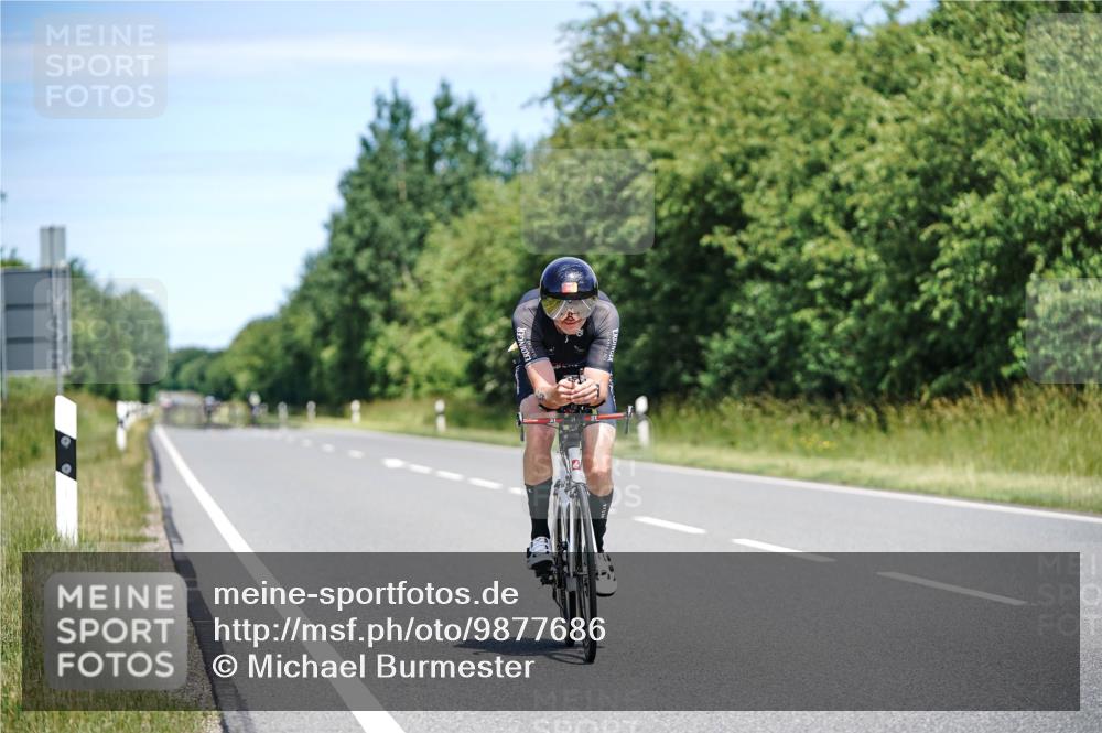 21.06.2026 - Viking Triathlon Michael Burmester http://msf.ph/oto/9877686 21.06.2026 13:03:04 Radfahren 333, 395, 417, 448, 628 meine-sportfotos.de