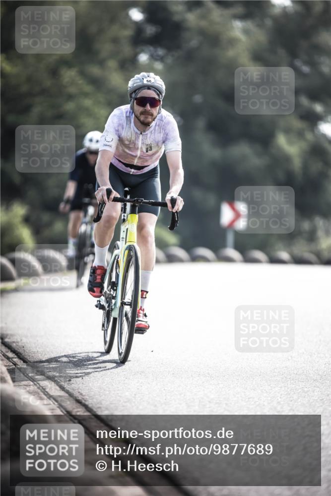 21.06.2026 - 29. Vierlanden-Triathlon H.Heesch http://msf.ph/oto/9877689 21.06.2026 09:04:45 Radfahren 50, 70, 81, 98, 146 meine-sportfotos.de