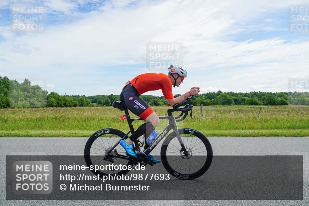 21.06.2026 - Viking Triathlon Michael Burmester http://msf.ph/oto/9877693 21.06.2026 12:08:02 Radfahren 24, 259, 269, 335, 422, 545, 622, 622 meine-sportfotos.de