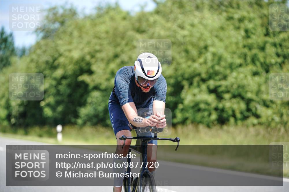 21.06.2026 - Viking Triathlon Michael Burmester http://msf.ph/oto/9877720 21.06.2026 13:03:56 Radfahren 40, 61, 209, 498, 566, 609 meine-sportfotos.de
