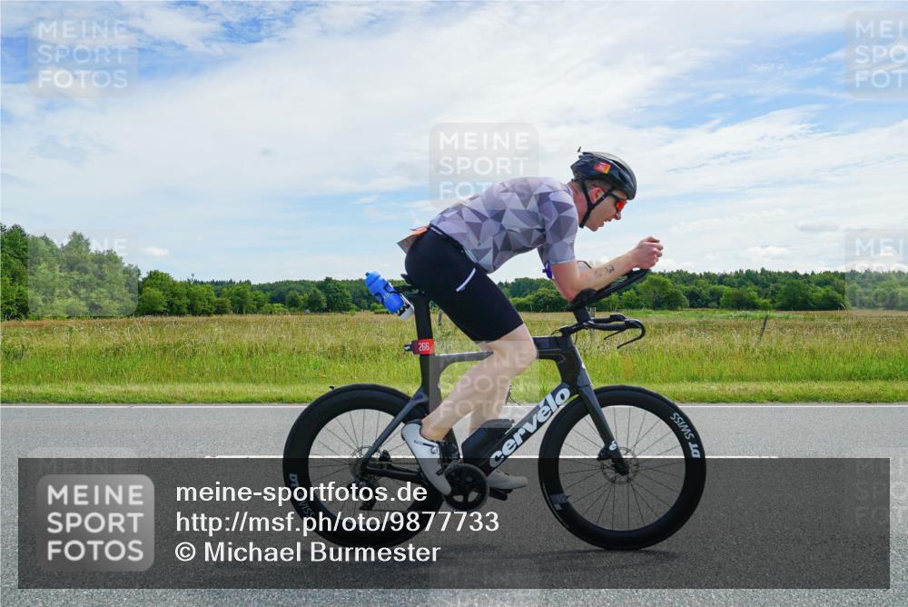 21.06.2026 - Viking Triathlon Michael Burmester http://msf.ph/oto/9877733 21.06.2026 12:08:48 Radfahren 63, 68, 72, 89, 123, 123, 162, 181, 224, 266, 295, 359, 370, 370, 409, 409, 427, 427 meine-sportfotos.de