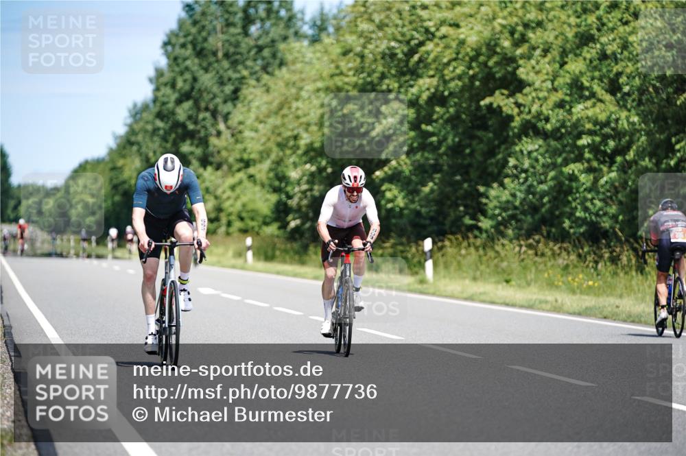 21.06.2026 - Viking Triathlon Michael Burmester http://msf.ph/oto/9877736 21.06.2026 13:03:59 Radfahren 61, 209, 498, 550, 609 meine-sportfotos.de