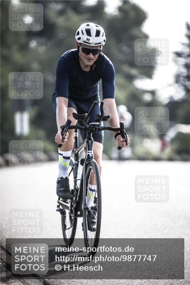 21.06.2026 - 29. Vierlanden-Triathlon H.Heesch http://msf.ph/oto/9877747 21.06.2026 09:04:47 Radfahren 50, 70, 81, 98, 146 meine-sportfotos.de