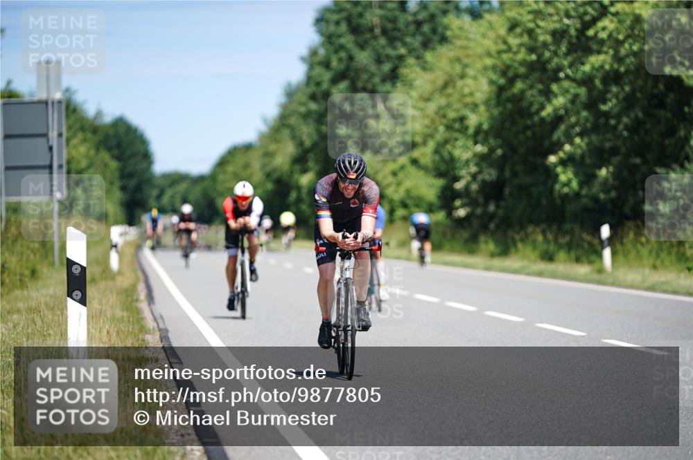 21.06.2026 - Viking Triathlon Michael Burmester http://msf.ph/oto/9877805 21.06.2026 13:04:41 Radfahren 217, 229, 300 meine-sportfotos.de