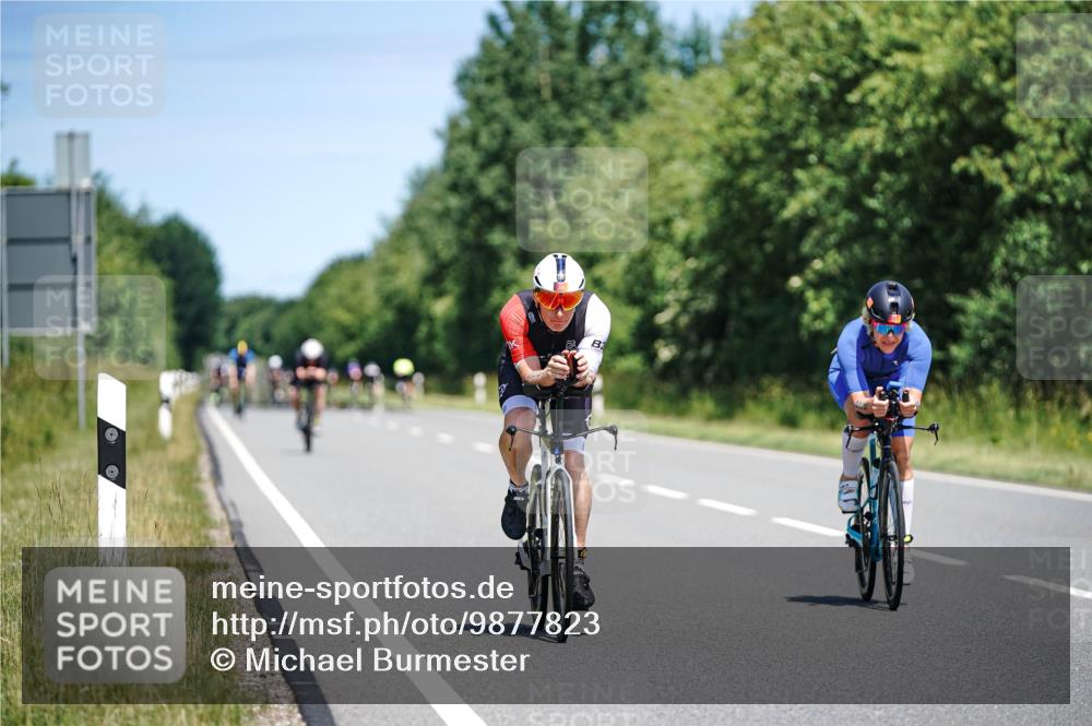 21.06.2026 - Viking Triathlon Michael Burmester http://msf.ph/oto/9877823 21.06.2026 13:04:43 Radfahren 217, 229, 300, 496 meine-sportfotos.de