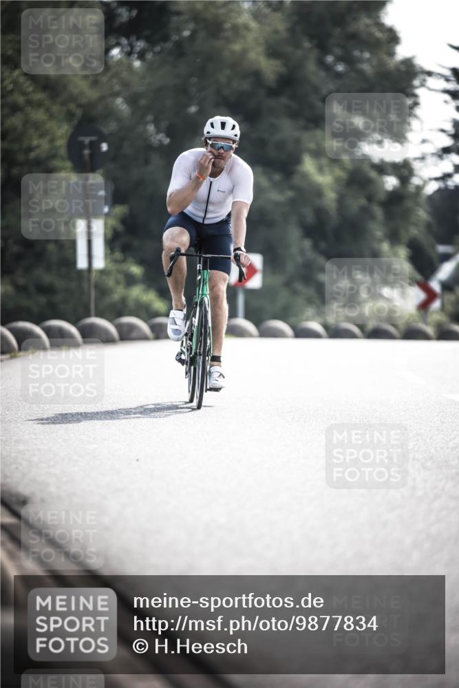 21.06.2026 - 29. Vierlanden-Triathlon H.Heesch http://msf.ph/oto/9877834 21.06.2026 09:05:31 Radfahren 58 meine-sportfotos.de