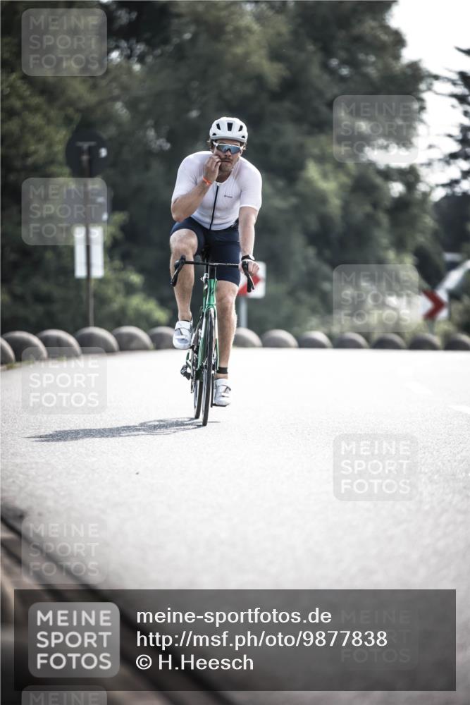 21.06.2026 - 29. Vierlanden-Triathlon H.Heesch http://msf.ph/oto/9877838 21.06.2026 09:05:31 Radfahren 58 meine-sportfotos.de