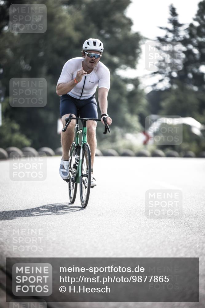21.06.2026 - 29. Vierlanden-Triathlon H.Heesch http://msf.ph/oto/9877865 21.06.2026 09:05:32 Radfahren 58 meine-sportfotos.de