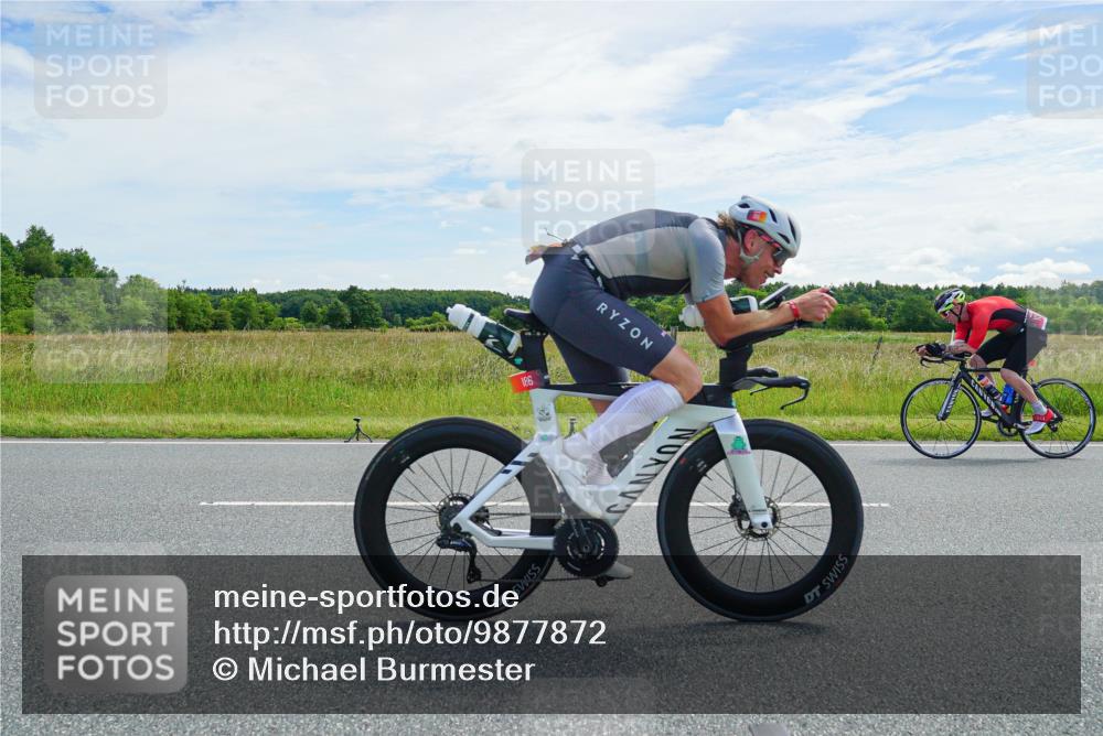 21.06.2026 - Viking Triathlon Michael Burmester http://msf.ph/oto/9877872 21.06.2026 12:11:16 Radfahren 76, 87, 95, 111, 114, 154, 186, 227, 250, 265, 291, 355, 356, 392, 433, 447, 454, 464, 552, 557, 579, 627, 655 meine-sportfotos.de