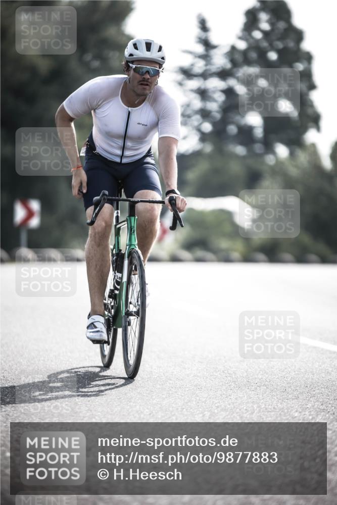 21.06.2026 - 29. Vierlanden-Triathlon H.Heesch http://msf.ph/oto/9877883 21.06.2026 09:05:32 Radfahren 58 meine-sportfotos.de