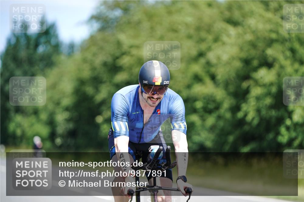 21.06.2026 - Viking Triathlon Michael Burmester http://msf.ph/oto/9877891 21.06.2026 13:04:54 Radfahren 92, 217, 229, 300, 496 meine-sportfotos.de