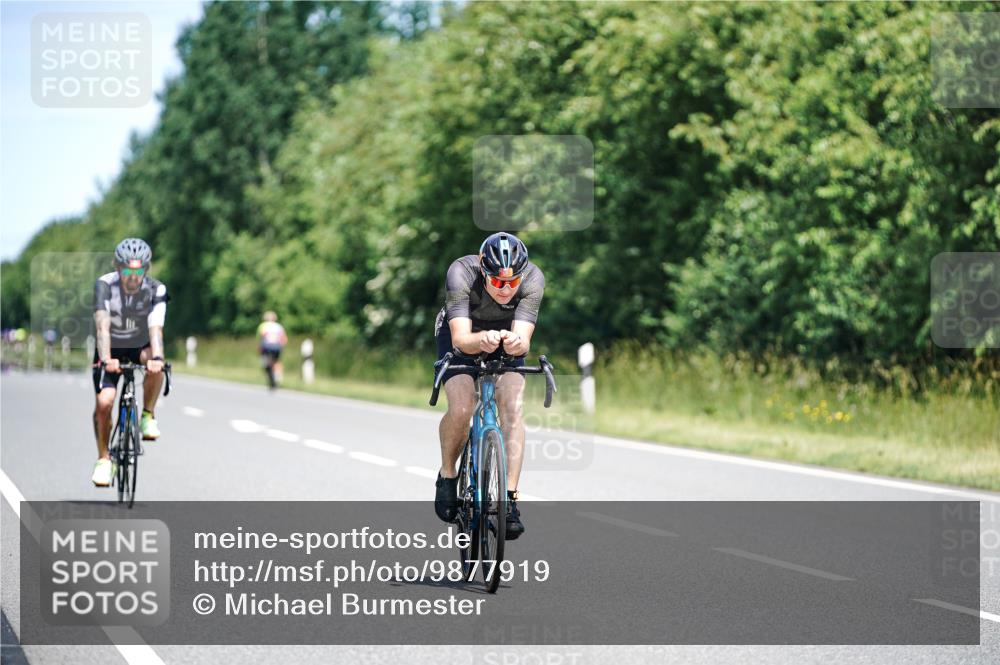 21.06.2026 - Viking Triathlon Michael Burmester http://msf.ph/oto/9877919 21.06.2026 13:05:05 Radfahren 92, 496, 631 meine-sportfotos.de