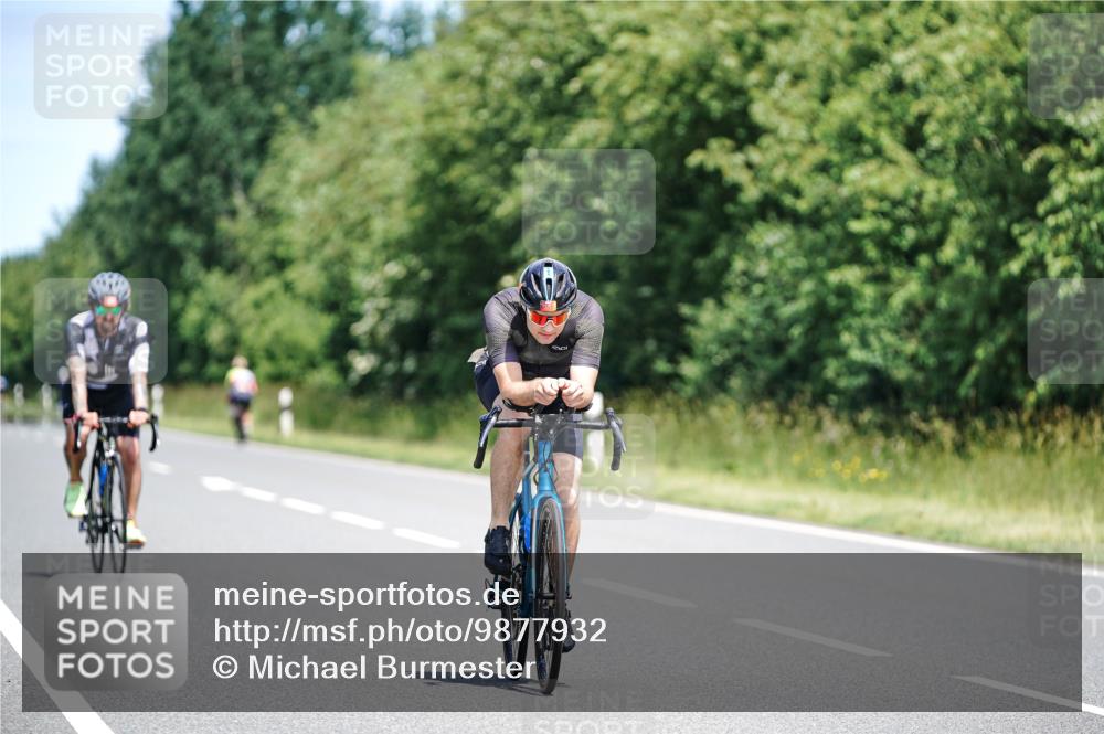 21.06.2026 - Viking Triathlon Michael Burmester http://msf.ph/oto/9877932 21.06.2026 13:05:06 Radfahren 92, 496, 631 meine-sportfotos.de