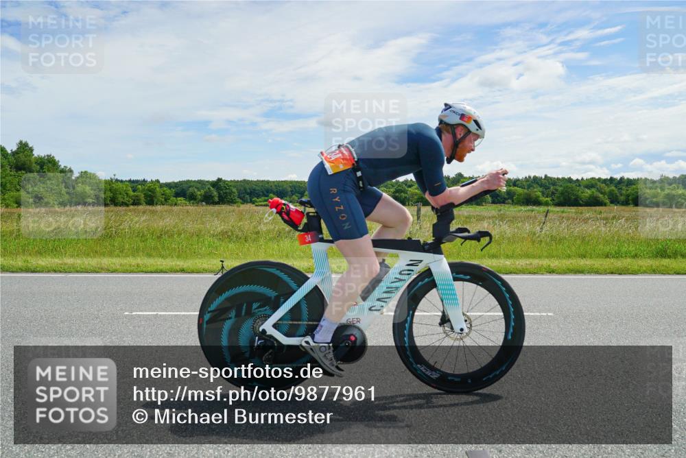 21.06.2026 - Viking Triathlon Michael Burmester http://msf.ph/oto/9877961 21.06.2026 12:12:33 Radfahren 28, 34, 45, 49, 125, 150, 168, 188, 303, 315, 327, 340, 360, 485, 502, 513, 553, 578, 601, 663 meine-sportfotos.de