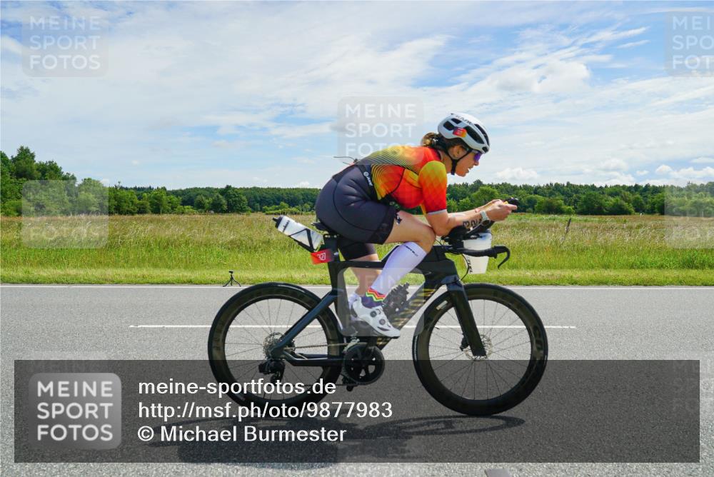 21.06.2026 - Viking Triathlon Michael Burmester http://msf.ph/oto/9877983 21.06.2026 12:12:35 Radfahren 28, 34, 45, 49, 125, 150, 168, 188, 303, 315, 327, 340, 360, 485, 491, 502, 513, 553, 566, 578, 601, 663 meine-sportfotos.de