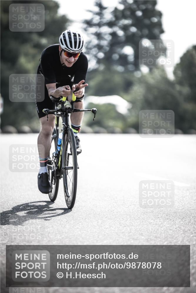 21.06.2026 - 29. Vierlanden-Triathlon H.Heesch http://msf.ph/oto/9878078 21.06.2026 09:06:11 Radfahren 92, 191 meine-sportfotos.de