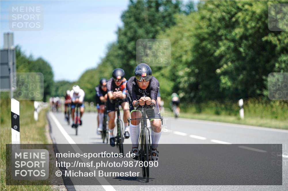 21.06.2026 - Viking Triathlon Michael Burmester http://msf.ph/oto/9878090 21.06.2026 13:06:45 Radfahren 59, 222, 233, 374, 516, 523, 564, 636 meine-sportfotos.de