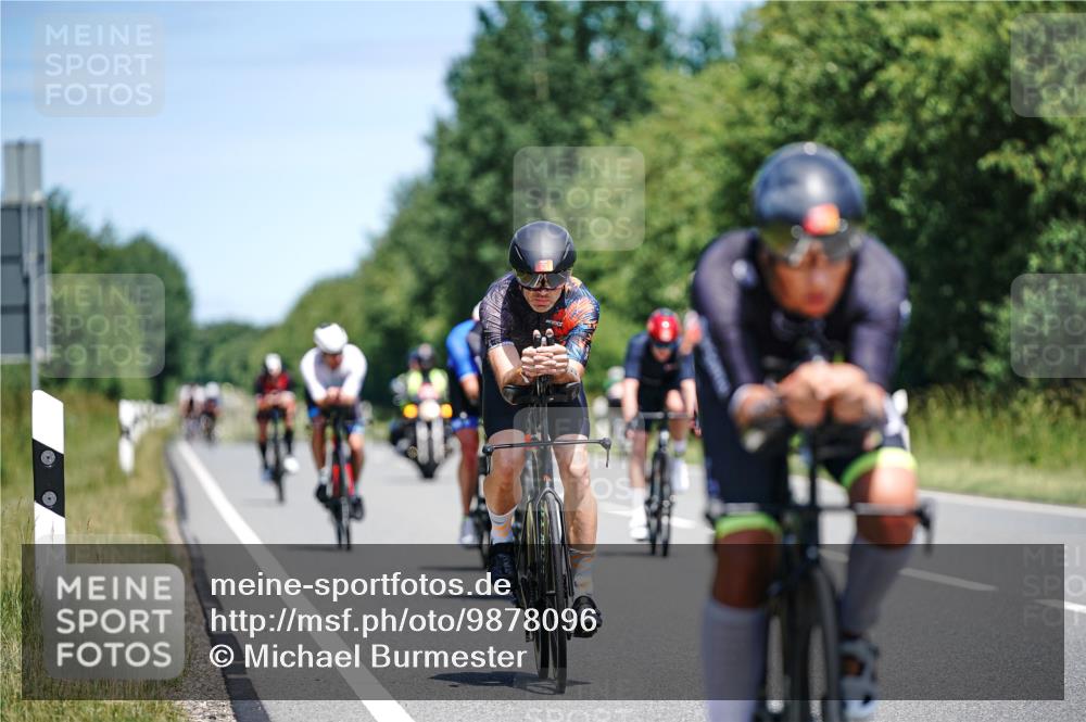 21.06.2026 - Viking Triathlon Michael Burmester http://msf.ph/oto/9878096 21.06.2026 13:06:46 Radfahren 59, 222, 233, 374, 516, 523, 564, 636 meine-sportfotos.de