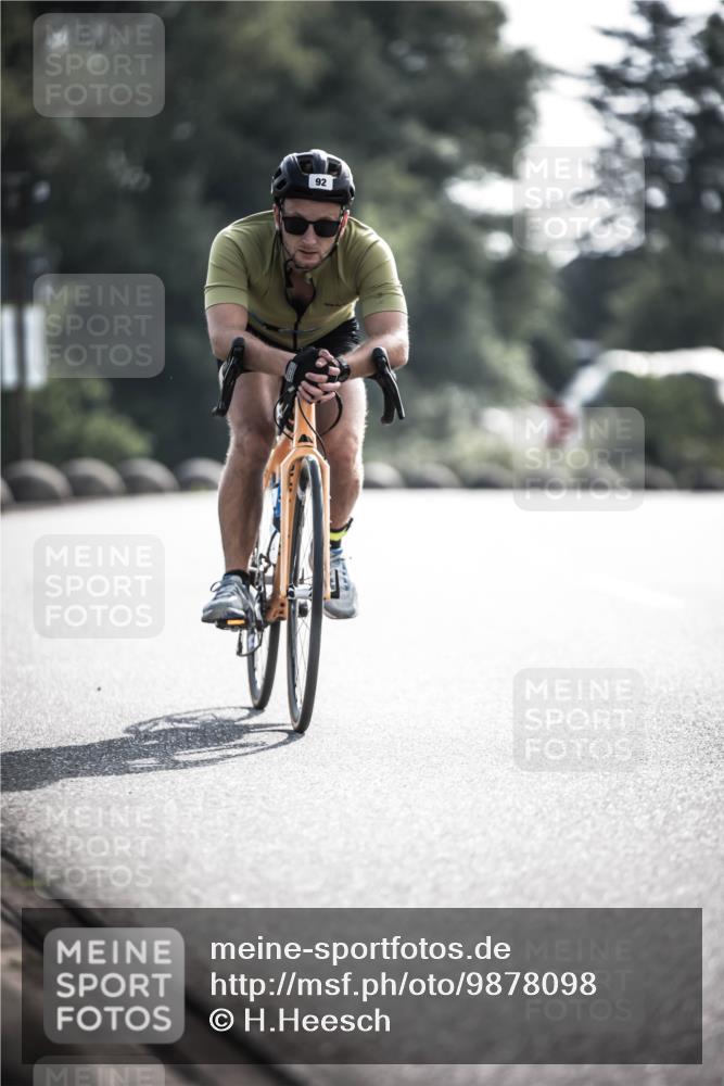21.06.2026 - 29. Vierlanden-Triathlon H.Heesch http://msf.ph/oto/9878098 21.06.2026 09:06:15 Radfahren 92 meine-sportfotos.de