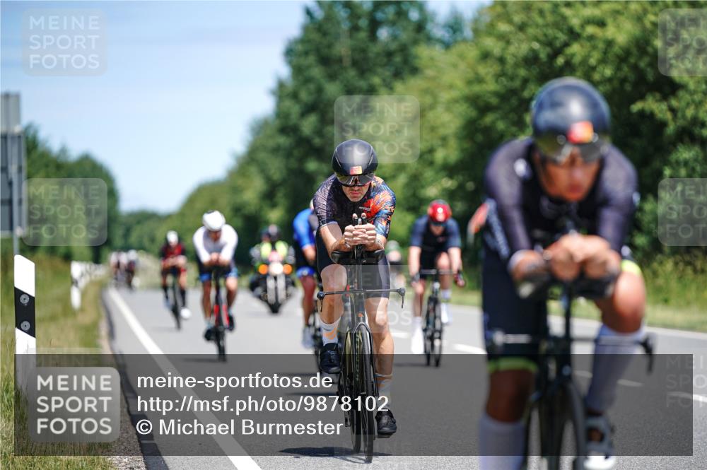 21.06.2026 - Viking Triathlon Michael Burmester http://msf.ph/oto/9878102 21.06.2026 13:06:46 Radfahren 59, 222, 233, 374, 516, 523, 564, 636 meine-sportfotos.de